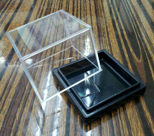 acrylic display case W69 x D69 x H59mm