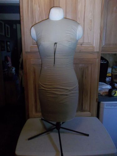 VINTAGE DRESS FORM SEWING MANNEQUIN WITH BASE STAND