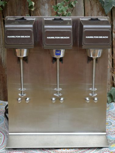 HAMILTON BEACH 950 COMMERCIAL MILKSHAKE MACHINE 3 HEAD 3 SPEED DRINK MIXER