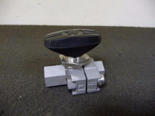 New whitey ss-33vf4 1/4&#034; female npt multi-purpose ball valve for sale