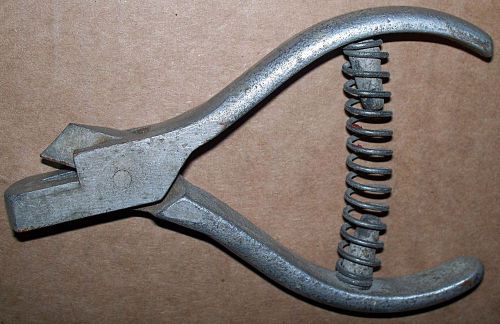 Vintage ear notcher notch tool cattle swine hog pig farm agriculture country for sale