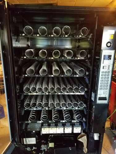 snack vending machine