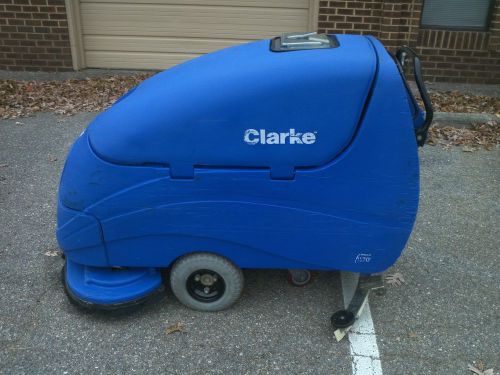 RECONDITIONED CLARKE ENCORE S33 Walk-Behind 33-inch Floor Scrubber under 1000HR