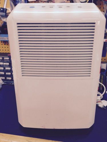 Comfort-Aire Dehumidifier 30 Pint