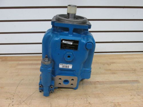 EATON VICKERS HYDRAULIC PISTON PUMP, P/N: PVH74QPC-RF-1S-10-CM7-31 ~NEW~SURPLUS~