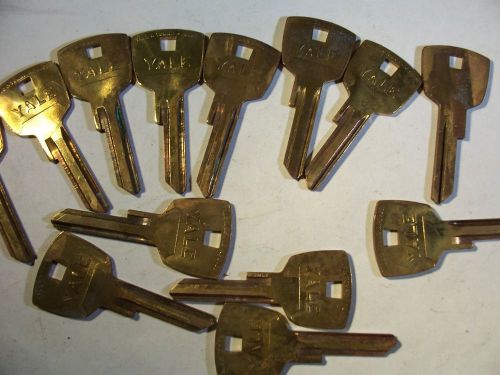 13 -1930  DODGE   DESOTO NOS  BY YALE   KEY BLANK  UNCUT  LOCKSMITH