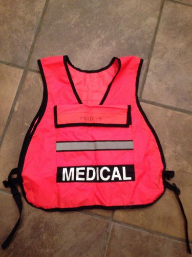 EMT EMS MEDICAL MEDIC UTILITY HIGH VISIBILITY TRAFFIC EQUIPMENT VEST ORANGE LG