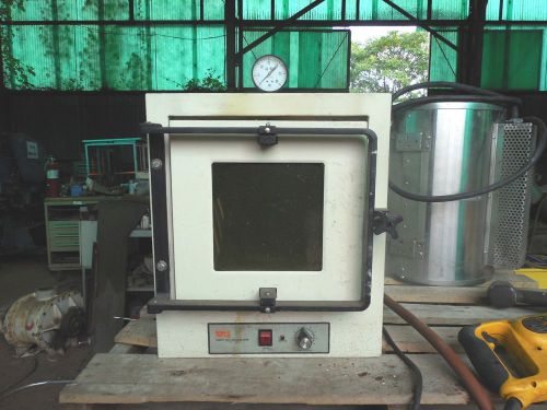 Napco 5851 Vacuum Oven with Welch 1402 Vacuum Pump