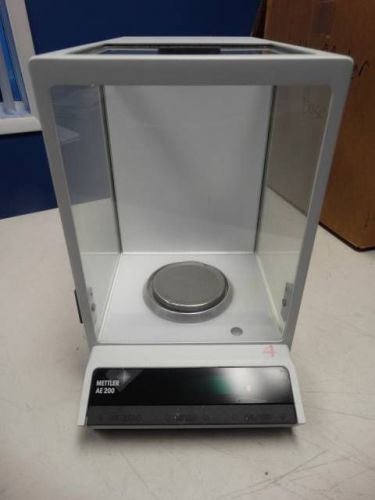 Mettler Model AE200S Digital Lab Scale Balance Analytical Gram- 120 / 240 Volts