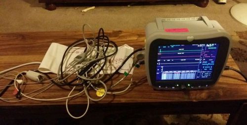 Venni VI 8410P Patient Monitor Spo2, NIBP, ECG.