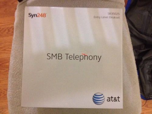 BRAND NEW! $200.00 Retail AT&amp;T Syn248 SB35025 Entry Level Deskset