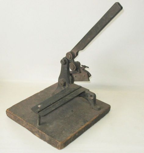 Vintage Printer&#039;s Typesetting Lead Slug Cutter Table Bench Top