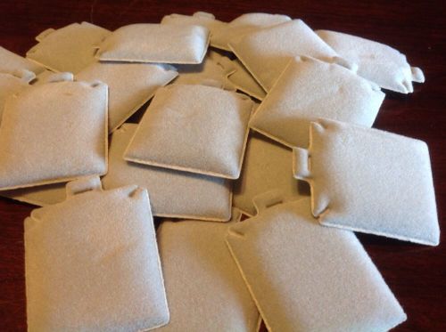 Lot Of 500 Gray Velvet Pendant Pad Jewelry Display Cards 1 1/2&#034; x 1 3/4&#034; Crafts