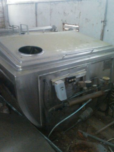 bulk milk tank