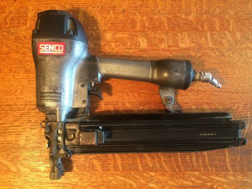 Senco Sns41 7/16&#034; Crown 16 Gauge 2&#034; Staple Gun No Reserve!