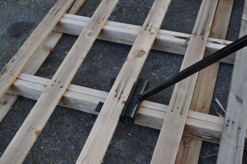 Pallet reclaimer  tool -  double heavy duty heads for different types of pallets for sale