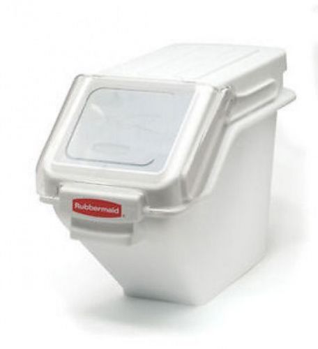 Rubbermaid FG9G5700WHT 5.4 Gallon Shelf Ingredient Bin W/ 2 Cup Scoop