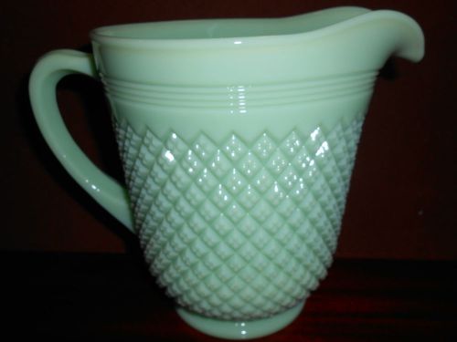 Large Jadeite Jade Green Glass water serving Pitcher jadite milk diamond Pattern