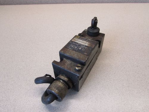 SQUARE D 9007-C62F LIMIT SWITCH