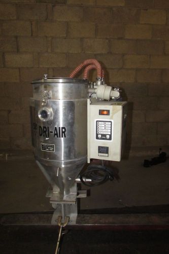 Dri air ahm-1 desiccant hopper, injection molding hopper for sale