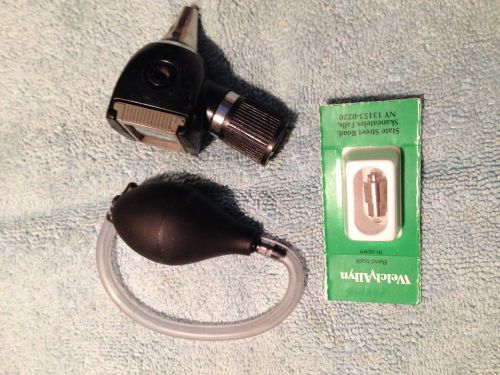 Welch Allyn 25020 otoscope head with air insufflator and spare bulb