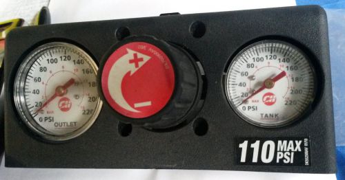 Small Twin Air Regulator with Gauge 1/4&#034; NPT