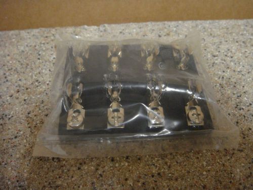 BTMHFB-30 -  4 Gang Fuse Holders, 2  1/4 &#034; W x 5/8&#034; H (5.72cm x 1.59cm)