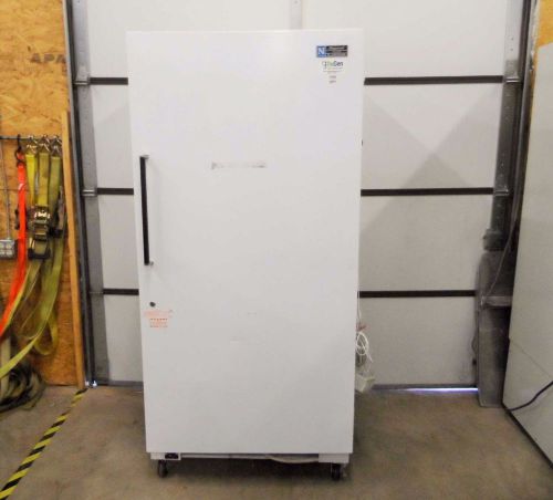 Northland Freezer U305T-1436