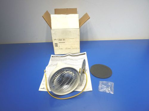 Cooper 6xw54wwh,weatherproof remote emergency light,6v,white head/grey cover,new for sale
