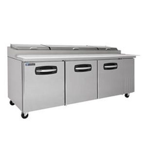 MasterBilt MBPT93-005 Fusion™ Refrigerated Pizza Prep Table Three-Section...