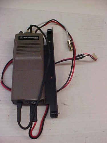 Motorola Intrac 2000 transceiver radio ht600 uhf 461/466 fue1642a ht600 loc#a645