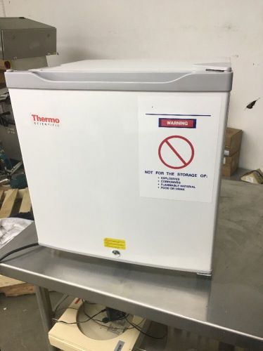 THERMO SCIENTIFIC REFRIGERATOR - Model 3756 W/Lock **TESTED**