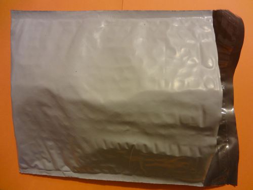 15 pcs in pack polybubblemailersplasticenvelope 0,4oz padded bags white 7.25&#034;x9&#034; for sale