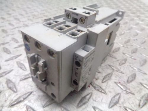 ALLEN BRADLEY CONTACTOR 100-C30Z*00