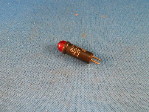 507-4756 DIALCO RED LENS LIGHT 3.6V/20MA NEW OLD STOCK