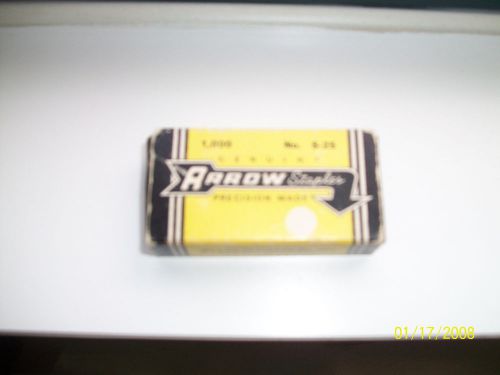 Vintage Box of ARROW Staples S25 1000 Office