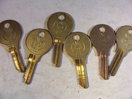 7   VINTAGE   ORG   EAGLE     5 PIN   KEY BLANK   UNCUT