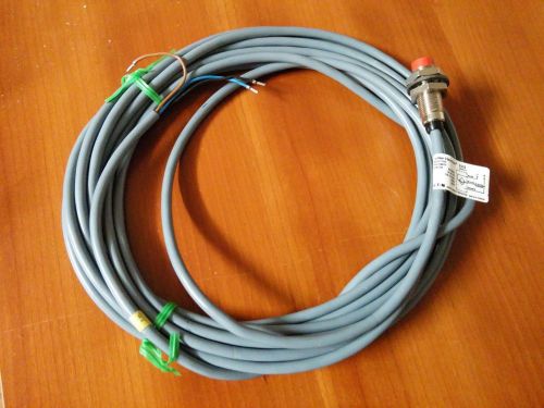 CUTLER-HAMMER E57S SERIES A1 INDUCTIVE PROXIMITY SENSOR, FREE SHIP, 2 AVAILABLE