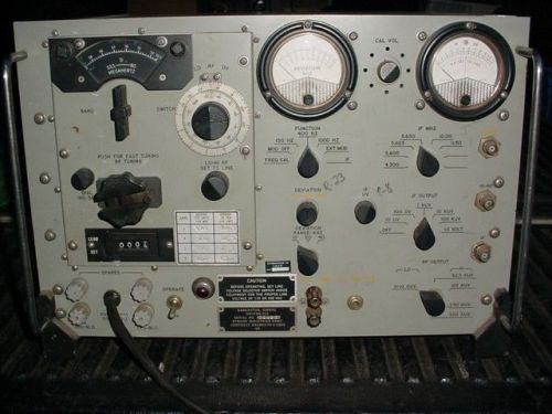 Signal Generator AN/URM-103 Syncor Industries