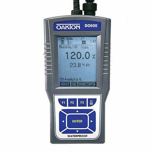 Oakton WD-35441-70 DO 600 Dissolved Oxygen/Temp. Meter w/Probe, Case