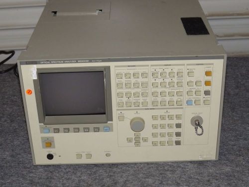 ANRITSU OPTICAL SPECTRUM ANALYZER MS9001B1 0.6-1.75UM  (#1075)