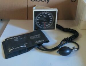 Welch Allyn Tycos Wall Mount Sphygmomanometer Blood Pressure Monitor + Cuffs