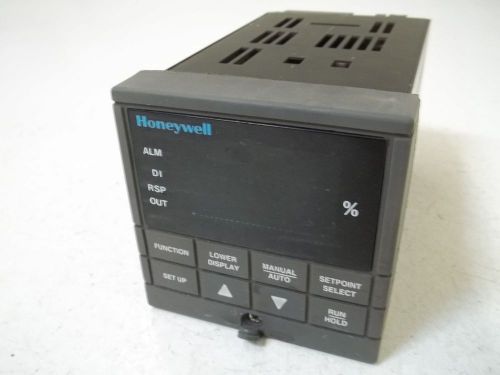 HONEYWELL DC30EC-0-1A3-21-0000-0 TEMPERATURE CONTROL *USED*