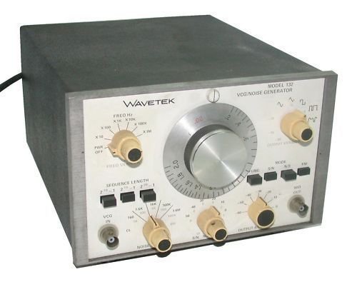 VERY NICE WAVETEK VCG/ NOISE GENERATOR MODEL 132