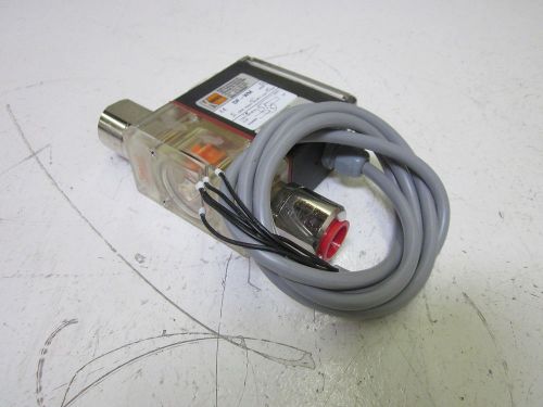 KOBOLD DF-WM FLOW SWITCH 110V *USED*