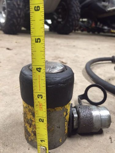 ENERPAC RC-101 HYDRAULIC CYLINDER 10 TON 1 INCH STROKE USED