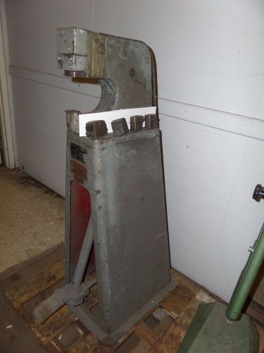 Erco model 1447 shrink machine, kick machine shrinker stretcher with dies for sale