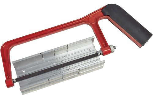 MITRE BOX ANGLE BOX 150MM (6IN.) JUNIOR HACKSAW AND ALUMINIUM MITRE BOX