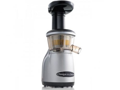 OMEGA VERTICAL DUAL STAGE LOW SPEED MASTICATING NUTRITION CENTER JUICER VRT352HD