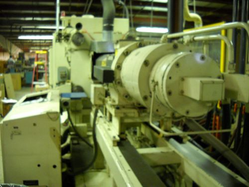 1988 375 Ton Cincinnati Injection Mold Machine fron Abbot Lab